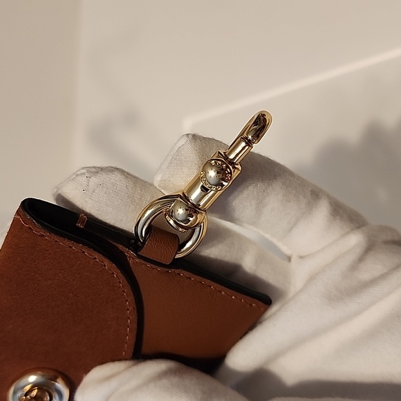 Coach Turnlock Card Case - Picture 5 of 14